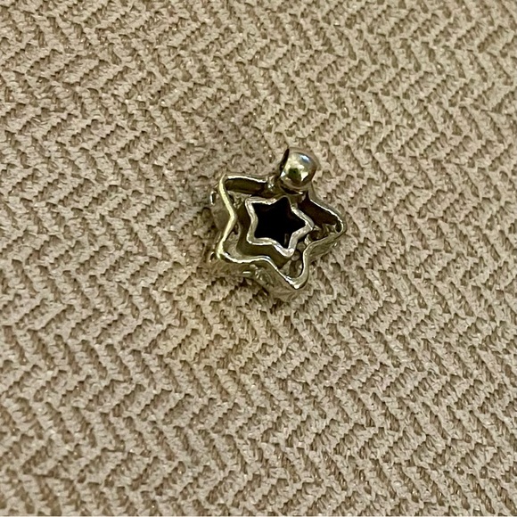 Sapphire star charm - Picture 5 of 5
